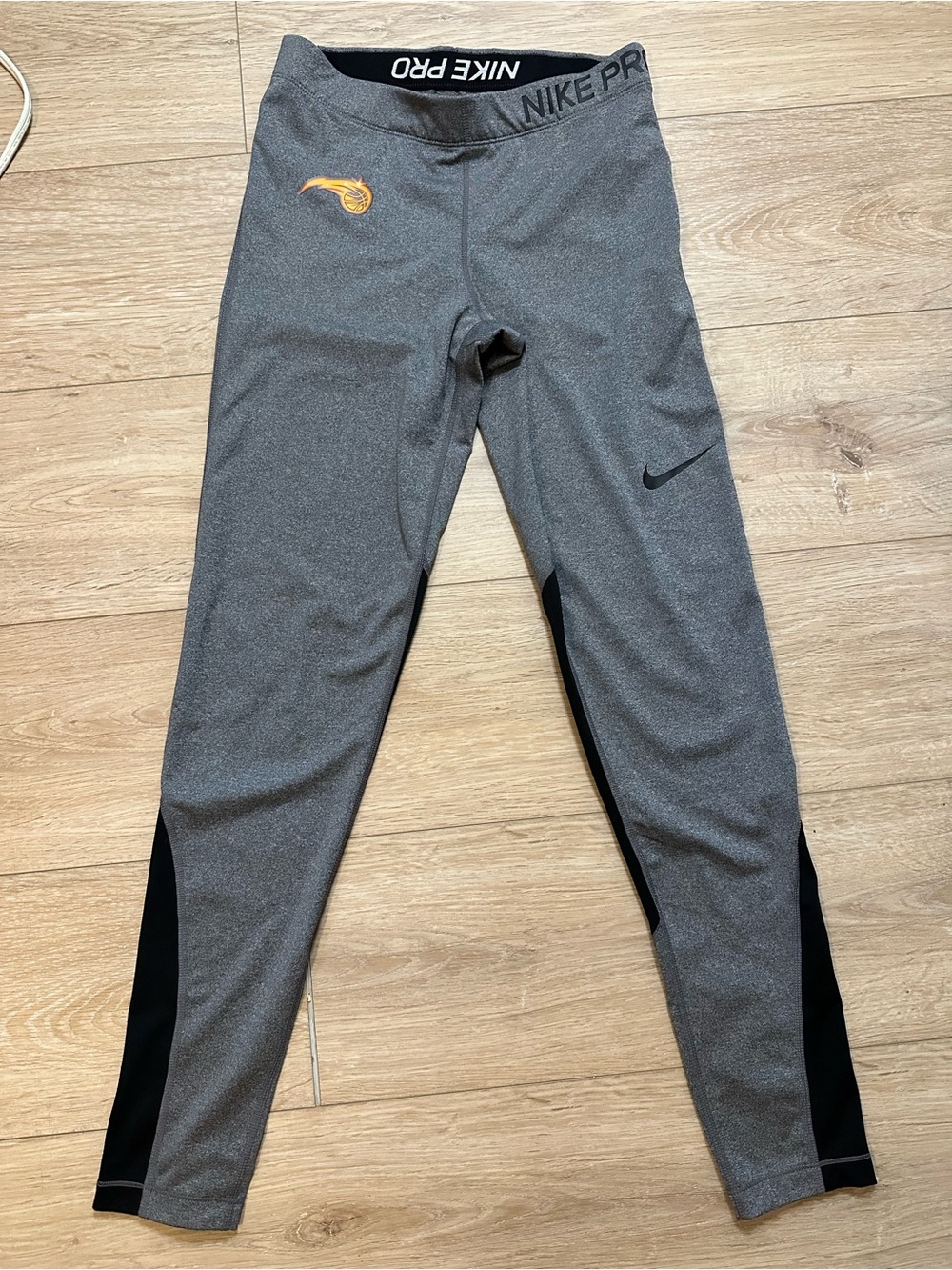 Nike Pro Orlando Magic Gray Leggings Women’s Athletic Training Pants